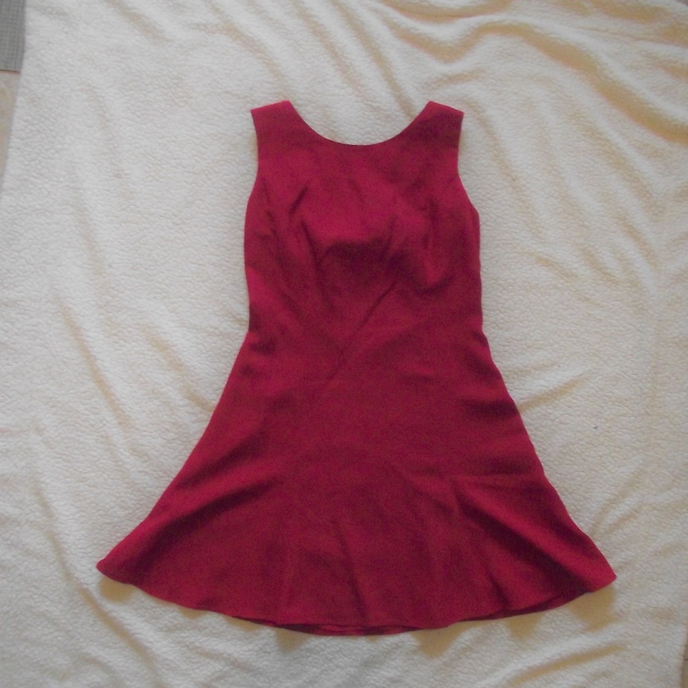 Donna Ricco Red Dress